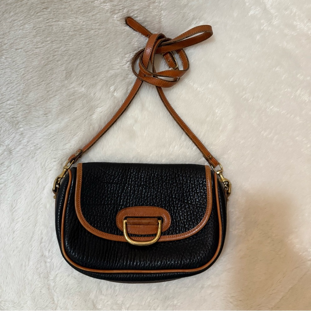✨VINTAGE Y2K ✨ Dooney & Bourke Crossbody